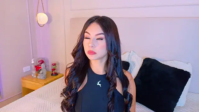 EymiCuper online show from January 10, 2026, 7:04 pm