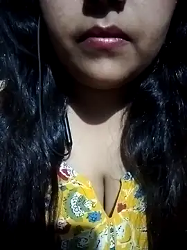 Snapshot of Love-Veronica chatting on March 2, 2026, 6:48 pm Love-Veronica online show from March 2, 2026, 6:48 pm