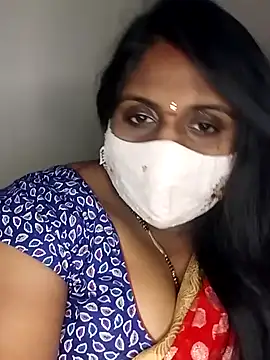 Snapshot of Sexy_Radhikaa chatting on February 13, 2025, 3:35 pm Sexy Radhikaa online show from February 13, 2025, 3:35 pm