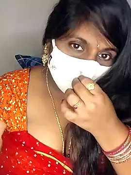Snapshot of Sexy_Radhikaa chatting on February 26, 2025, 10:36 am Sexy Radhikaa online show from February 26, 2025, 10:36 am