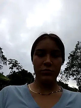 laura arias018 online show from February 17, 2026, 9:43 pm