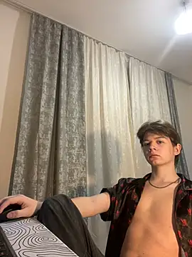 W N G S online show from January 22, 2025, 9:43 pm