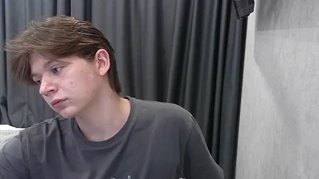 W N G S online show from September 28, 2025, 11:32 pm