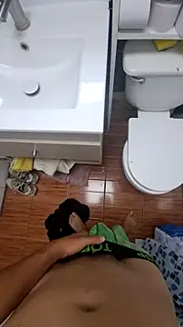 Snapshot of tula_chyk chatting on January 10, 2026, 1:24 pm tula chyk online show from January 10, 2026, 1:24 pm