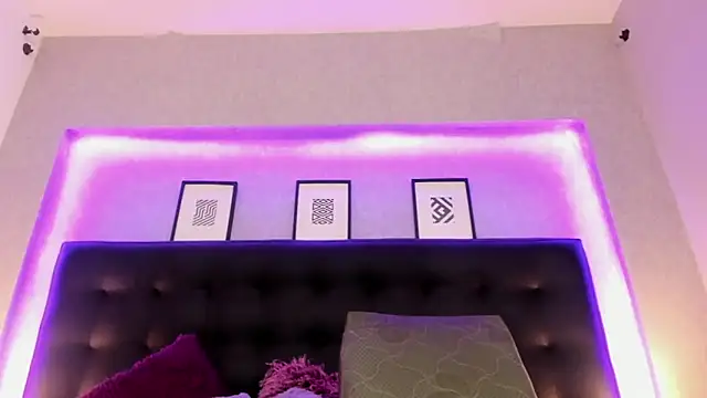 MeleekXXX  online show from January 22, 2025, 8:06 pm