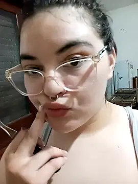 Snapshot of fresitaju chatting on November 14, 2025, 12:42 am fresitaju online show from November 14, 2025, 12:42 am