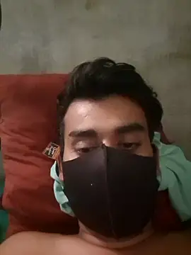 Snapshot of imissyoumylove14 chatting on December 16, 2024, 9:35 am imissyoumylove14 online show from December 16, 2024, 9:35 am