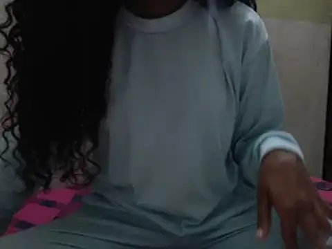 Snapshot of Nolimtslove chatting on December 16, 2024, 11:50 pm Nolimtslove online show from December 16, 2024, 11:50 pm