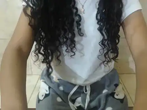 Snapshot of Nolimtslove chatting on January 12, 2025, 12:39 am Nolimtslove online show from January 12, 2025, 12:39 am