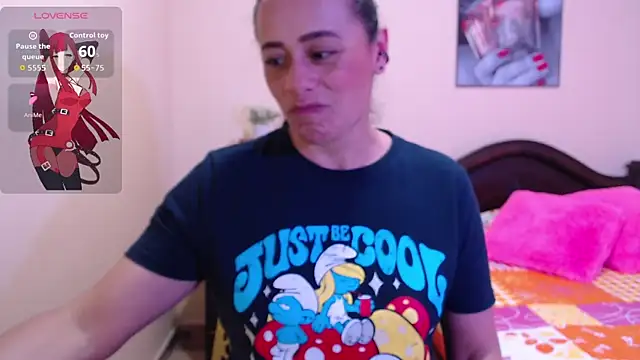 sara florez1 online show from September 28, 2025, 11:37 am