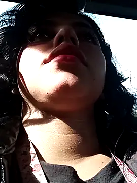 Naomy veracruz  online show from November 4, 2025, 12:48 pm