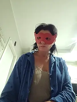 Vagabondainnamorata online show from December 14, 2025, 3:34 am