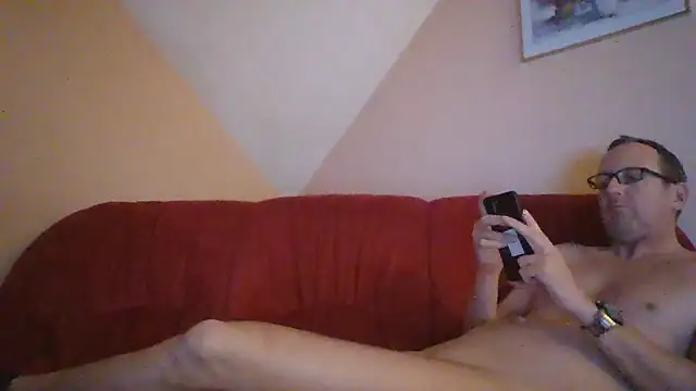 nacktchiller1076 online show from March 14, 2025, 7:23 pm