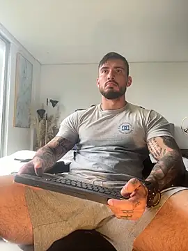 Snapshot of DimitriSullivan_ chatting on February 20, 2026, 1:11 pm DimitriSullivan online show from February 20, 2026, 1:11 pm