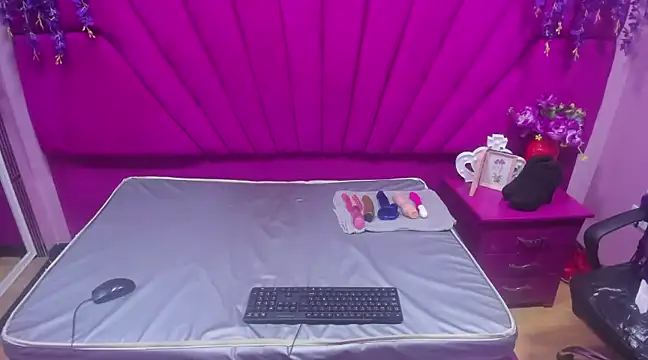 alaha evans online show from February 2, 2025, 6:04 am