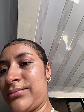 Lady Rey online show from April 12, 2026, 9:42 pm