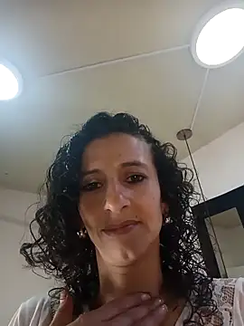 AriannaRussell  online show from March 28, 2026, 1:11 pm