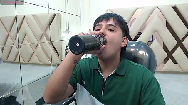 AndrewPherson online show from January 12, 2025, 1:48 pm