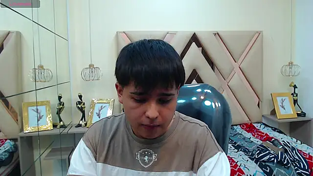 AndrewPherson online show from January 30, 2025, 12:48 pm