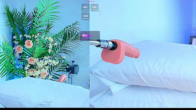 Snapshot of Kinky__Karo chatting on October 12, 2025, 1:37 am Kinky  Karo online show from October 12, 2025, 1:37 am