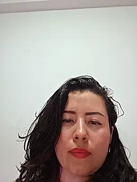 NeredaXxx online show from May 27, 2026, 11:24 pm