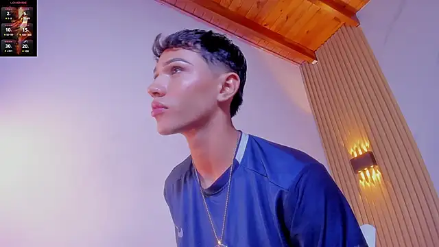 Snapshot of im_sebaslopez chatting on February 26, 2025, 3:42 am im sebaslopez online show from February 26, 2025, 3:42 am