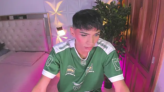 Snapshot of im_sebaslopez chatting on September 28, 2025, 11:15 am im sebaslopez online show from September 28, 2025, 11:15 am