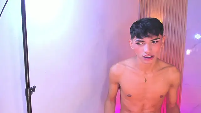 Snapshot of im_sebaslopez chatting on November 11, 2025, 8:09 pm im sebaslopez online show from November 11, 2025, 8:09 pm