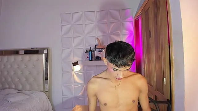 Snapshot of im_sebaslopez chatting on December 15, 2025, 11:47 am im sebaslopez online show from December 15, 2025, 11:47 am