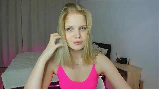 Snapshot of Xloe_Queen chatting on January 31, 2026, 7:34 pm Xloe Queen online show from January 31, 2026, 7:34 pm