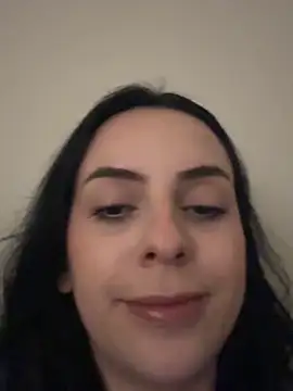 Morguisssz online show from May 22, 2026, 2:08 am