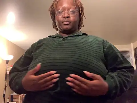 BigKittyRaven online show from December 12, 2024, 8:21 pm