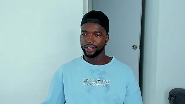 Dylan Taylor online show from October 30, 2025, 4:36 am