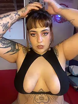 Snapshot of name_less_lulu chatting on February 19, 2026, 10:06 pm name less lulu online show from February 19, 2026, 10:06 pm