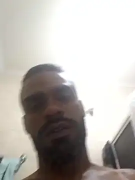 Snapshot of Alissonrafael chatting on November 3, 2025, 12:02 am Alissonrafael online show from November 3, 2025, 12:02 am