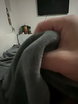 Snapshot of Mustafa-231 chatting on October 14, 2025, 8:42 pm Mustafa-231 online show from October 14, 2025, 8:42 pm