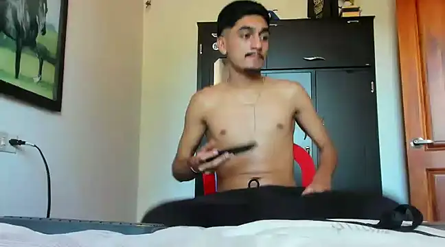 Snapshot of latin_bbc chatting on January 31, 2025, 5:10 pm latin bbc online show from January 31, 2025, 5:10 pm