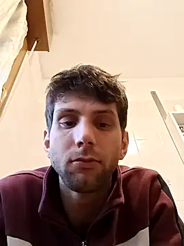 Snapshot of dariodario chatting on January 25, 2025, 12:26 pm dariodario online show from January 25, 2025, 12:26 pm