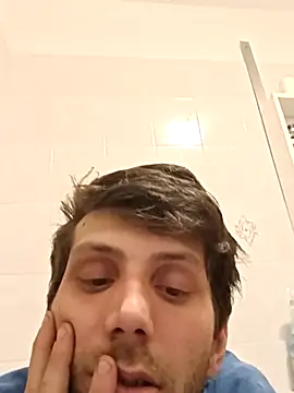 Snapshot of dariodario chatting on February 21, 2025, 9:00 pm dariodario online show from February 21, 2025, 9:00 pm