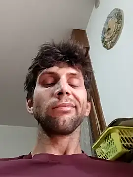 Snapshot of dariodario chatting on March 6, 2025, 10:20 am dariodario online show from March 6, 2025, 10:20 am