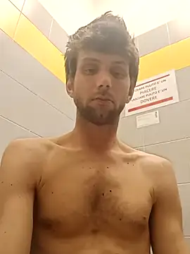 Snapshot of dariodario chatting on March 7, 2025, 5:49 pm dariodario online show from March 7, 2025, 5:49 pm