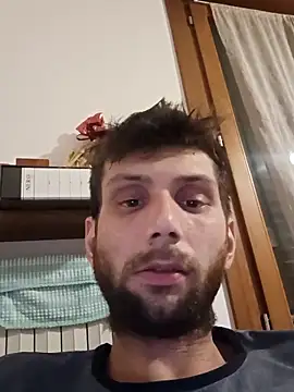 Snapshot of dariodario chatting on February 2, 2026, 10:19 pm dariodario online show from February 2, 2026, 10:19 pm