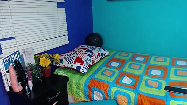 hannyababe online show from December 6, 2024, 3:33 pm