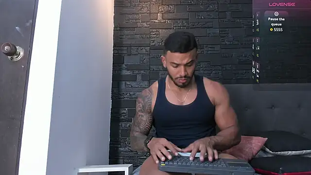 bruno miller  online show from November 16, 2025, 9:09 pm