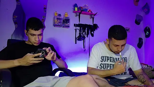 Nymphobuddies online show from April 9, 2026, 3:28 am