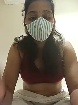 Tamil Shalini Lustyy online show from March 6, 2025, 6:05 pm