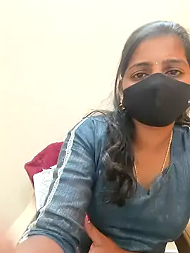 Snapshot of Tamil_Shalini_Lustyy chatting on January 18, 2026, 5:17 pm Tamil Shalini Lustyy online show from January 18, 2026, 5:17 pm