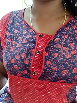 Snapshot of Tamil_Shalini_Lustyy chatting on February 11, 2026, 4:06 am Tamil Shalini Lustyy online show from February 11, 2026, 4:06 am