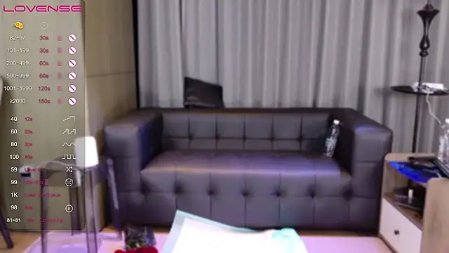 xiaoyu---sss online show from March 8, 2025, 1:25 pm