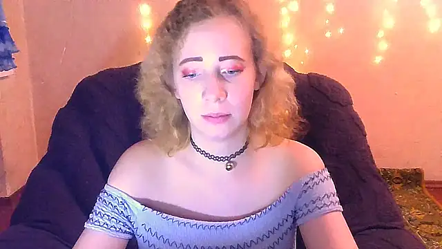 Snapshot of MelxMellie chatting on January 20, 2025, 10:37 pm MelxMellie online show from January 20, 2025, 10:37 pm